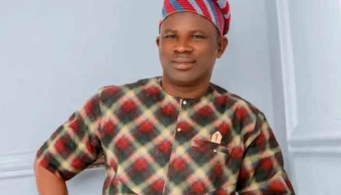 AKINTOLA, PMS
