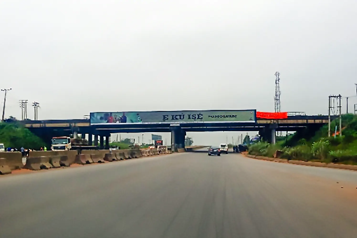 LAGOS-SAGAMU BRIDGE