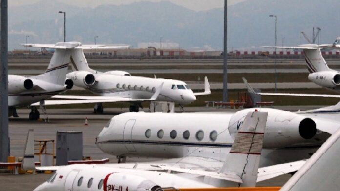 PRIVATE JETS