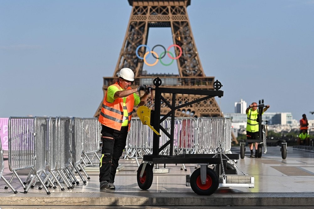 FRANCE RECALLS