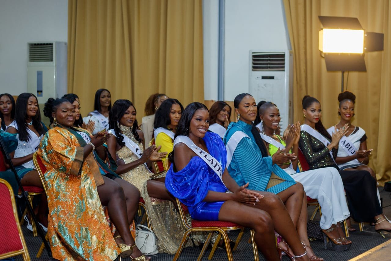 MISS UNIVERSE CONTESTANTS