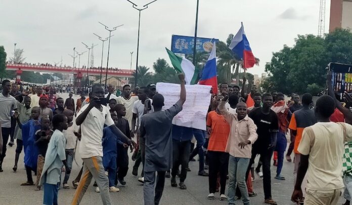 RUSSIAN FLAGS IN NIGERIA