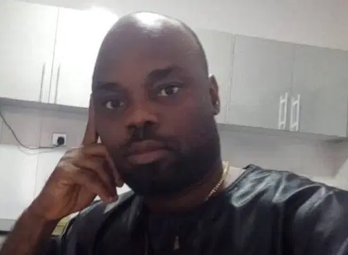 CHRIS BASSEY