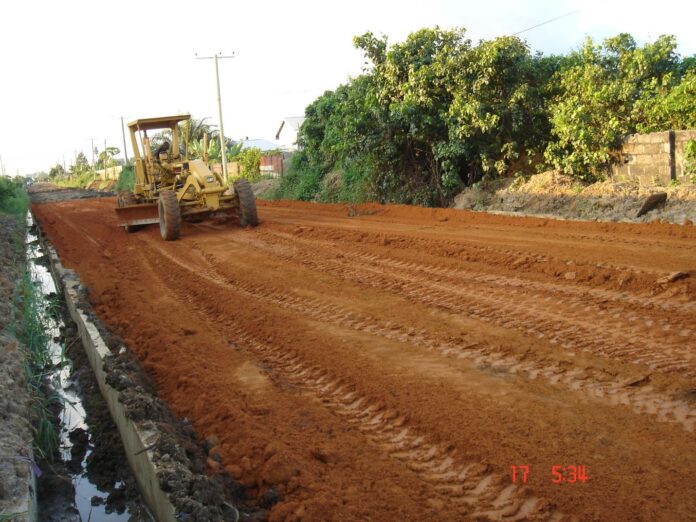 LATERITE ROAD