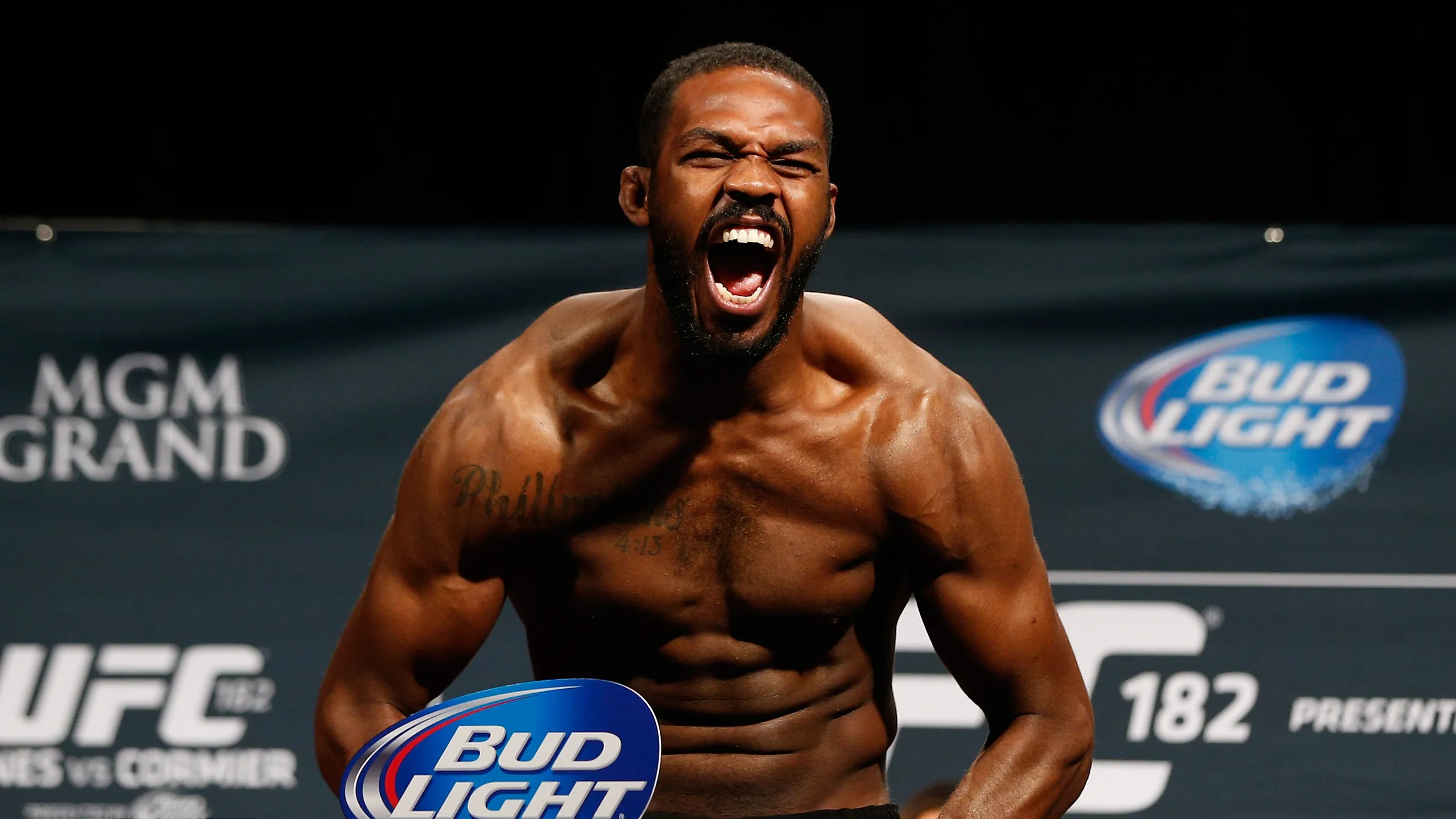 JON JONES