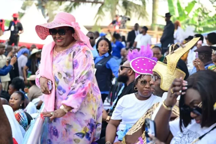 AISHA BUHARI AT CARNIVAL