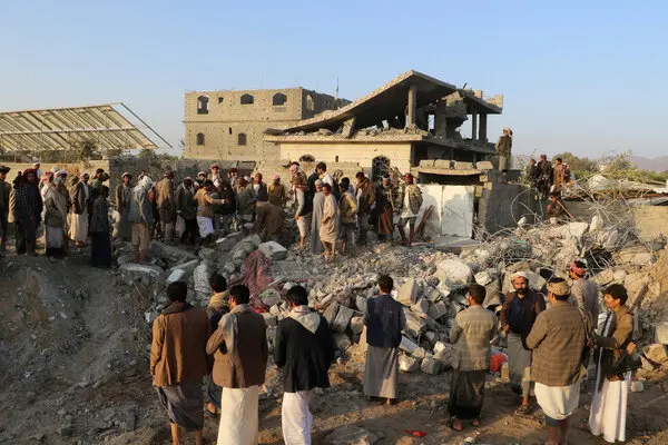 HOUTHIS