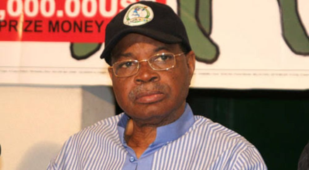 AKINYELURE