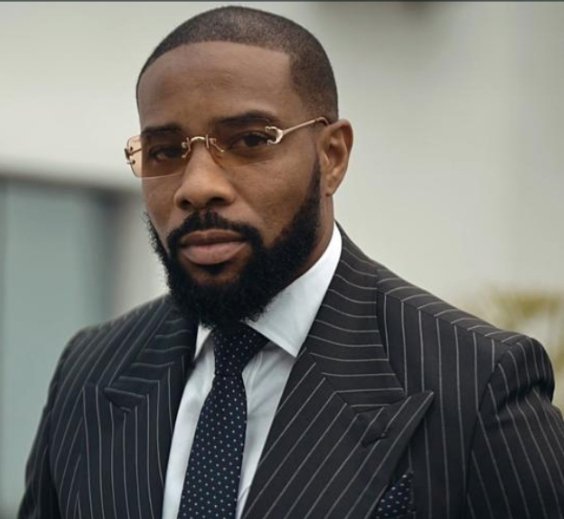 BUSINESSMAN