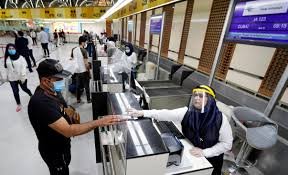 IRAQ REOPENS AIRPORT