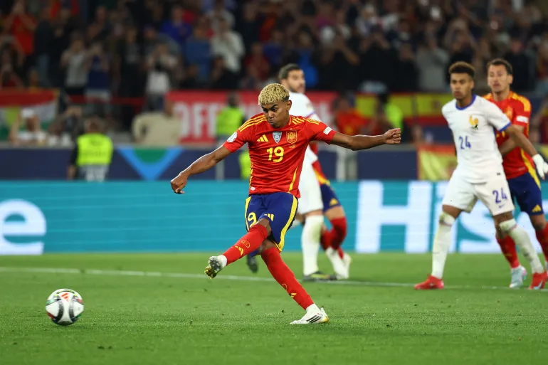 SPAIN BEAT FRANCE