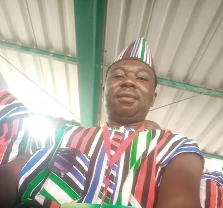 PDP EX CHAIR