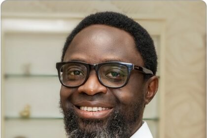 TUNDE OLOFIN