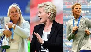 FEMALE COACH