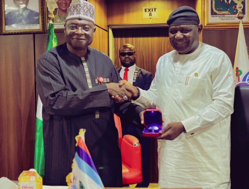 PERM SEC VISITS DIA