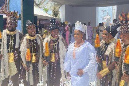 MOREMI AMOSUN