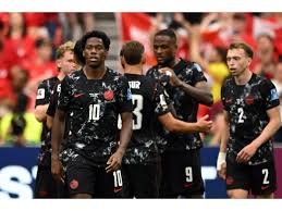 CANADA BEAT