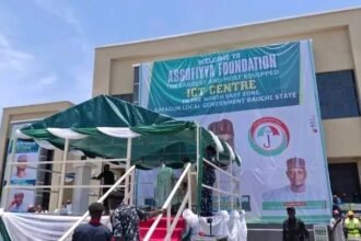 SARAKI UNVEILS
