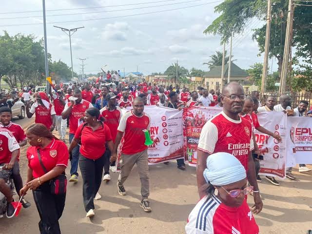 ARSENAL SUPPORTERS