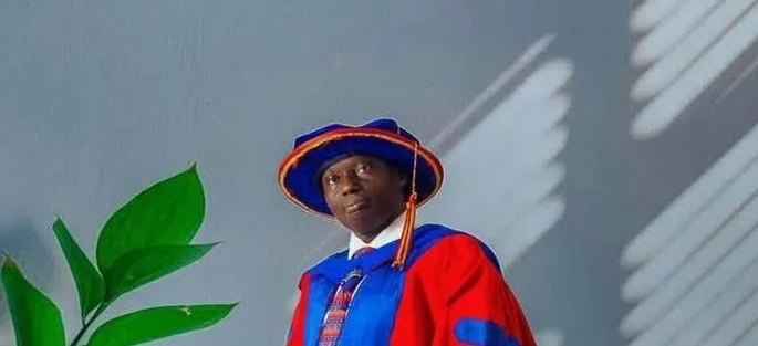 LECTURER