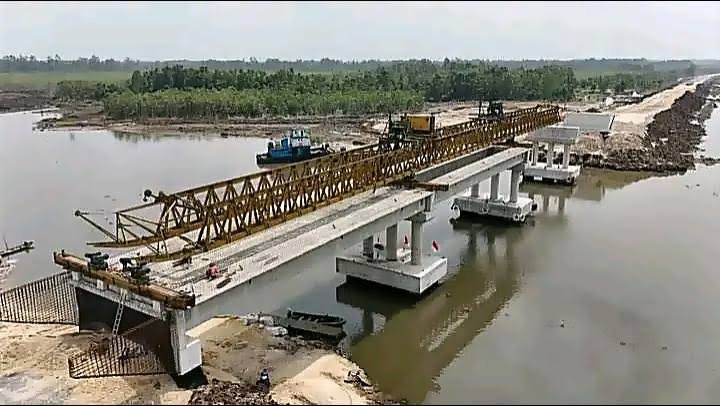 NEMB BRASS BRIDGE